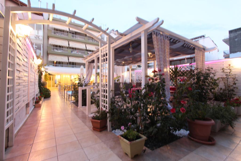 Hotel Mallas Nea Kallikrateia Екстер'єр фото