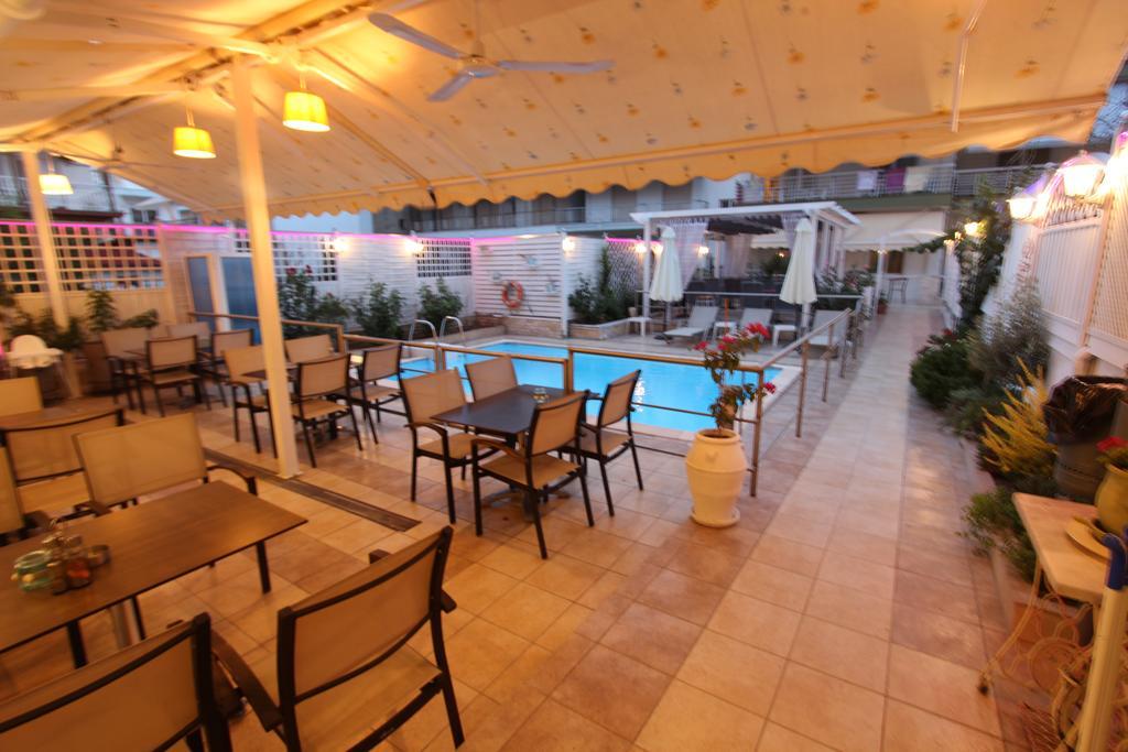 Hotel Mallas Nea Kallikrateia Екстер'єр фото