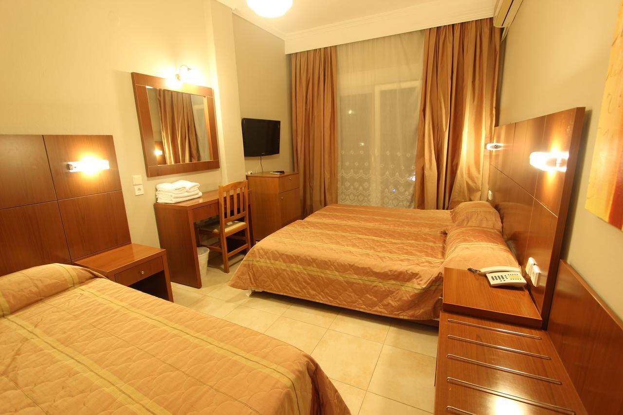 Hotel Mallas Nea Kallikrateia Екстер'єр фото